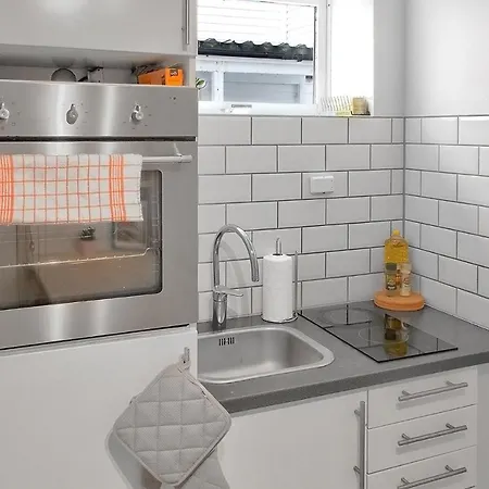 Hf Apartment